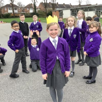 We researched the events that occurred during the Battle of Bosworth and reenacted this event in the playground.